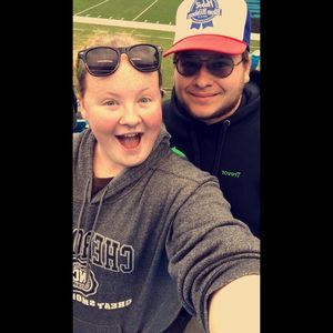 Meet your Posher, Dena